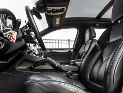 2017 Porsche Cayenne GTS