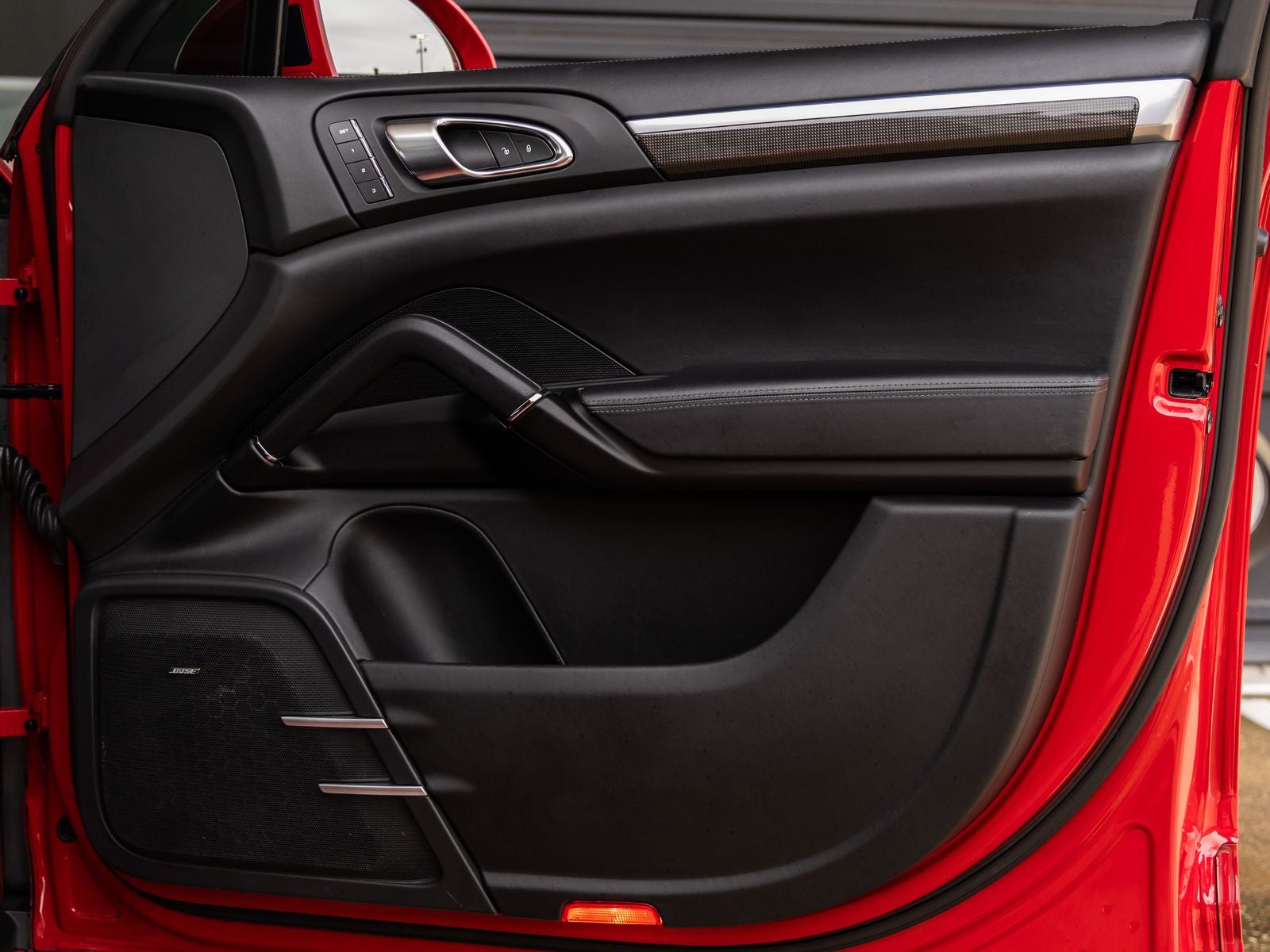 2018 Porsche Cayenne Cayenne GTS