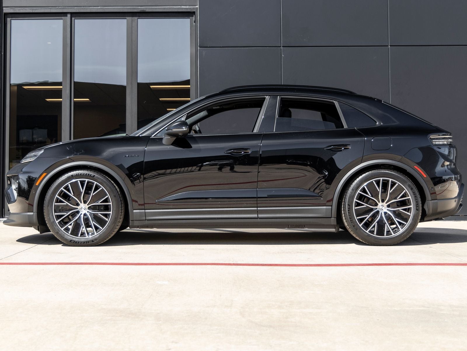 2025 Porsche Macan Electric Macan Electric
