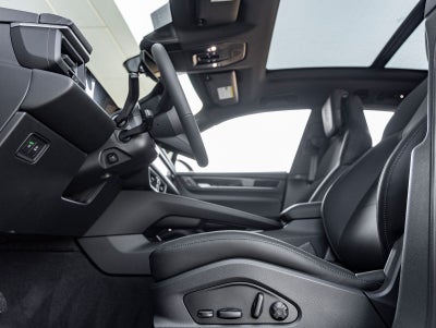 2025 Porsche Macan Electric Macan Electric