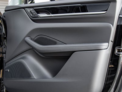 2025 Porsche Macan Electric Macan Electric