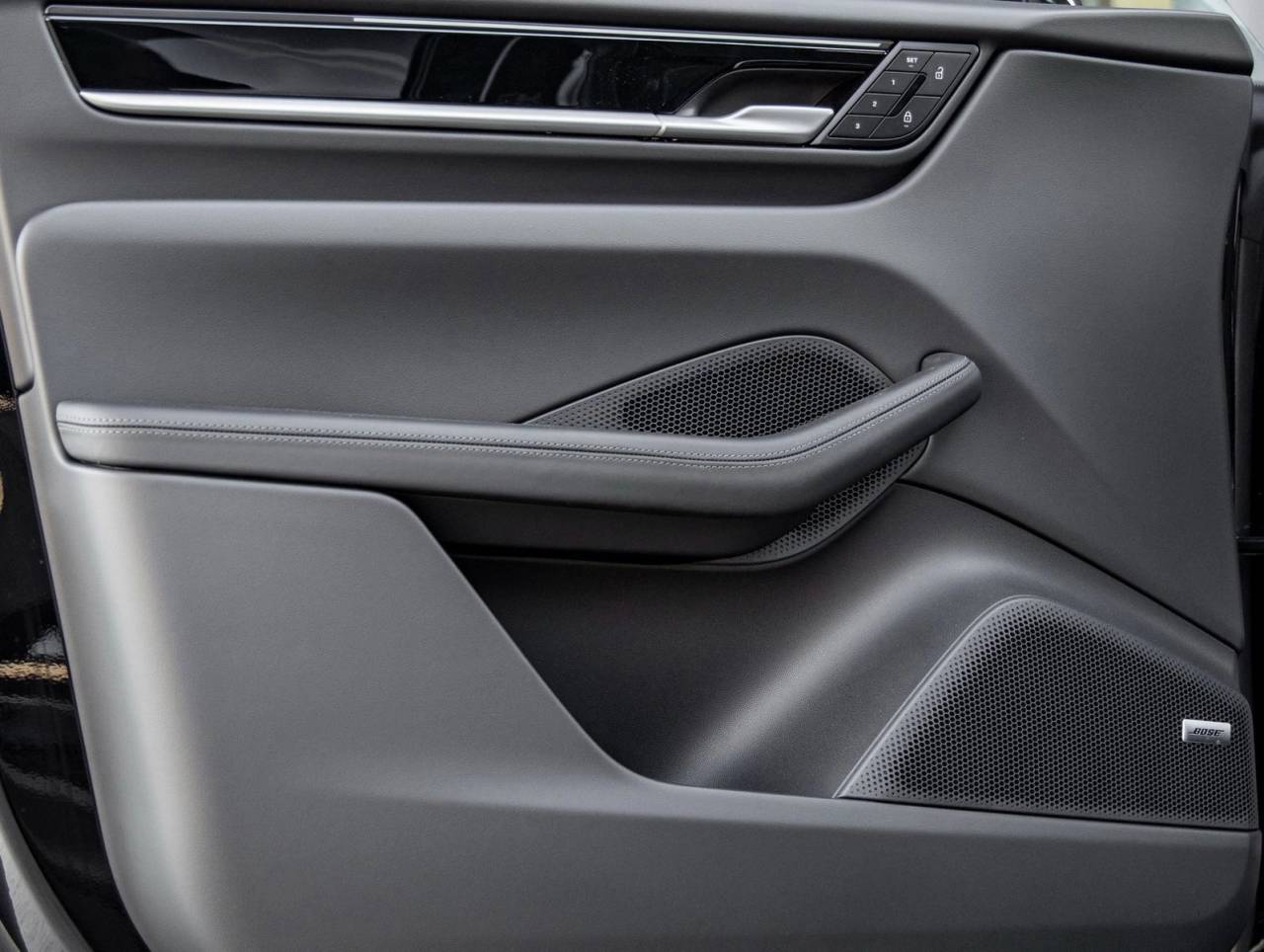 2025 Porsche Macan Electric Macan Electric