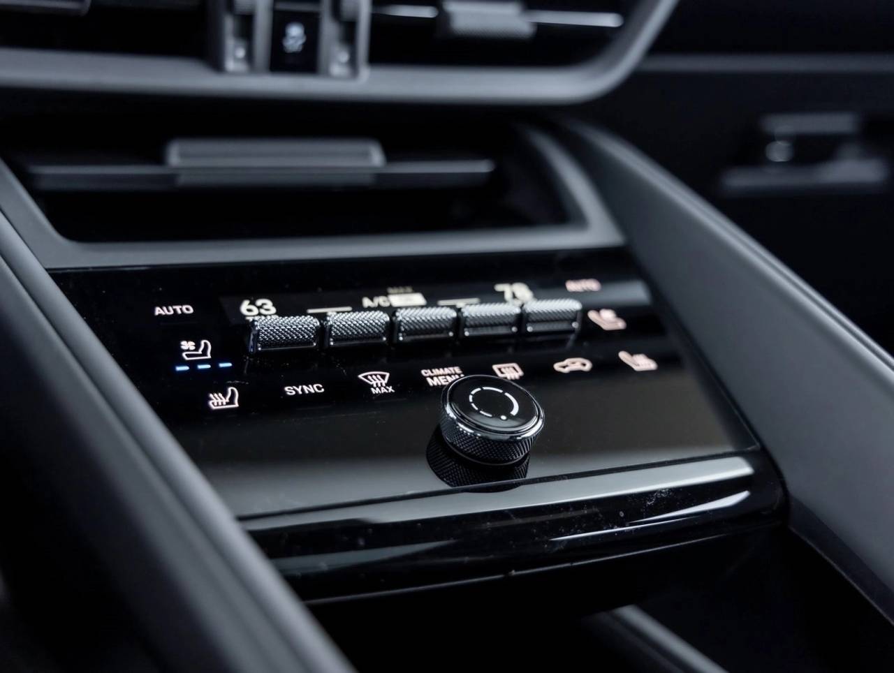 2025 Porsche Macan Electric Macan Electric