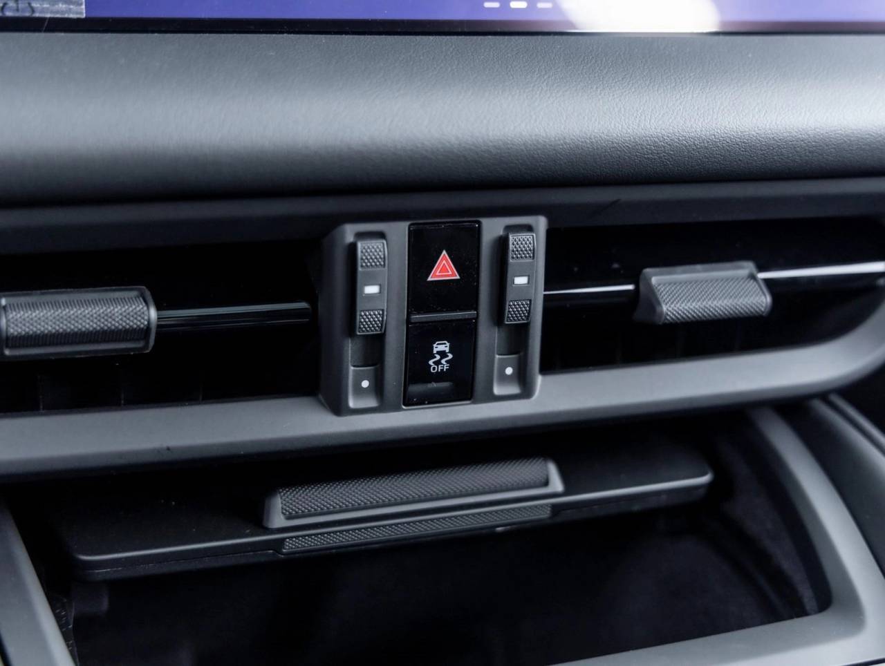 2025 Porsche Macan Electric Macan Electric