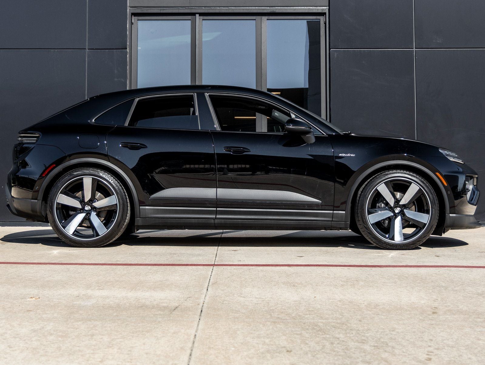 2025 Porsche Macan Electric Macan Electric