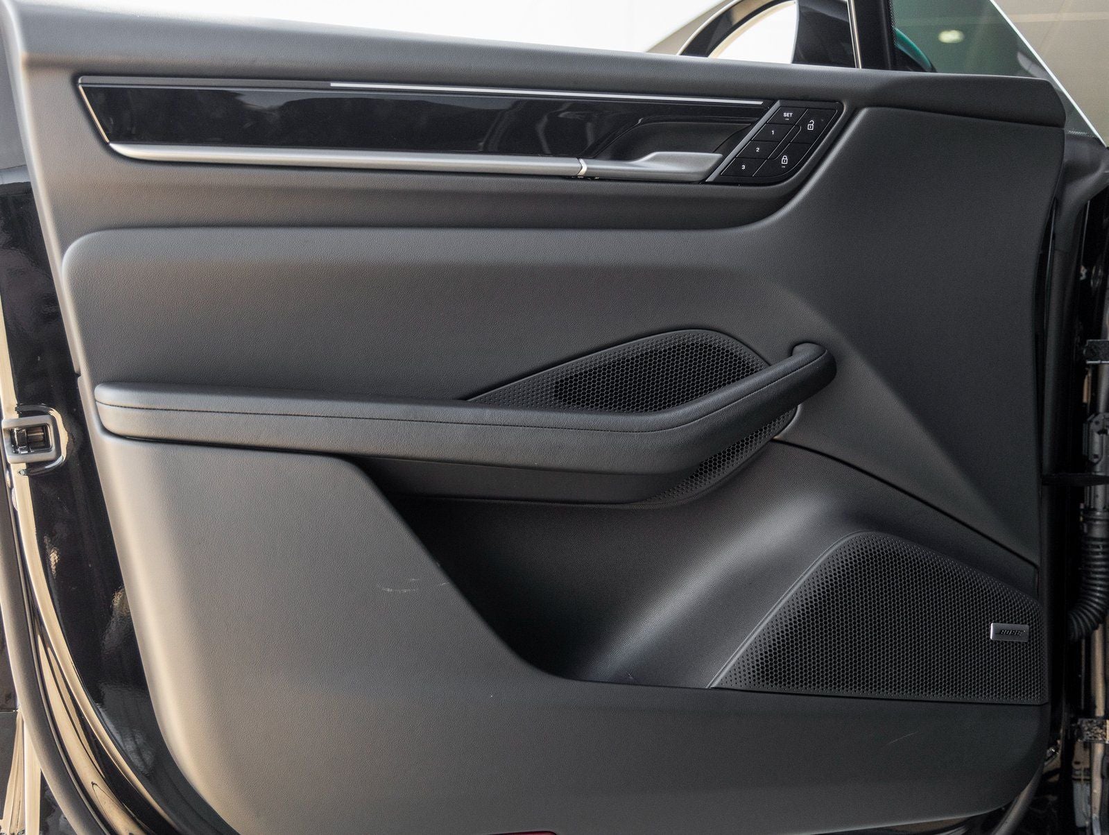 2025 Porsche Macan Electric Macan Electric