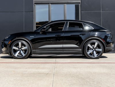 2025 Porsche Macan Electric Macan Electric