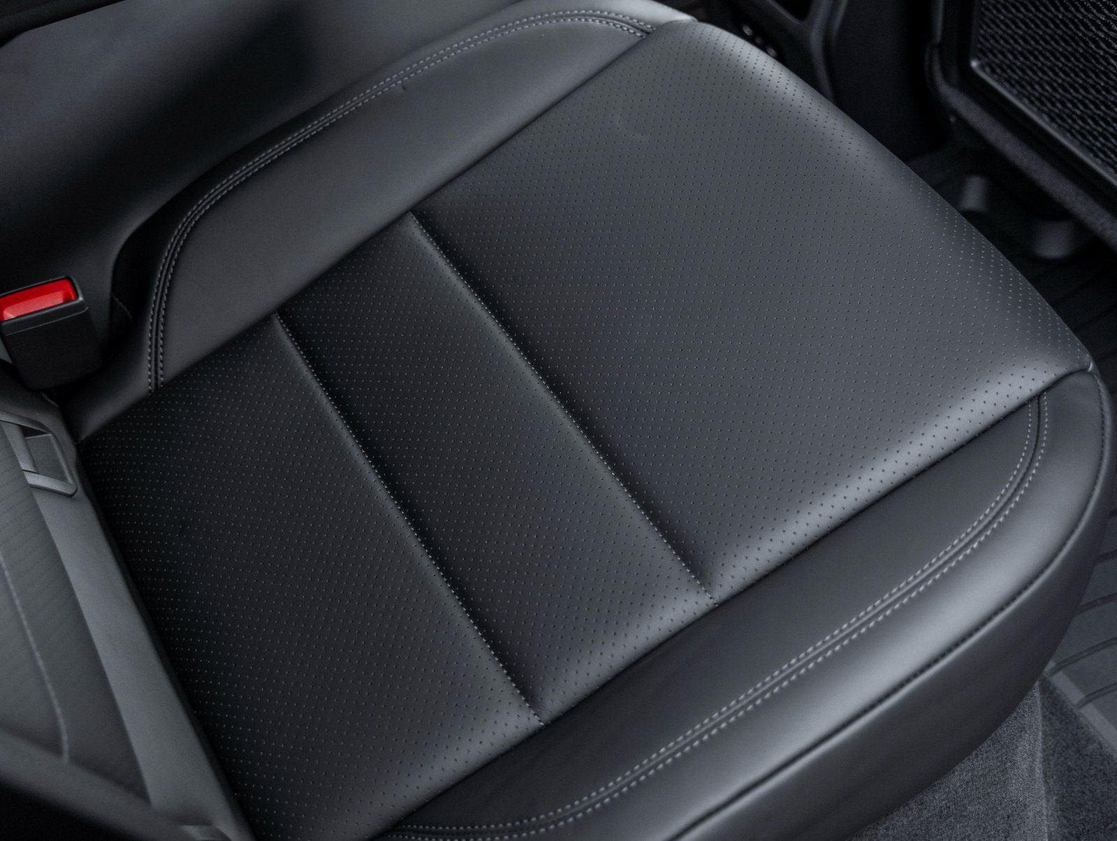 2025 Porsche Macan Electric Macan Electric