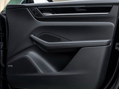 2025 Porsche Macan Electric Macan Electric