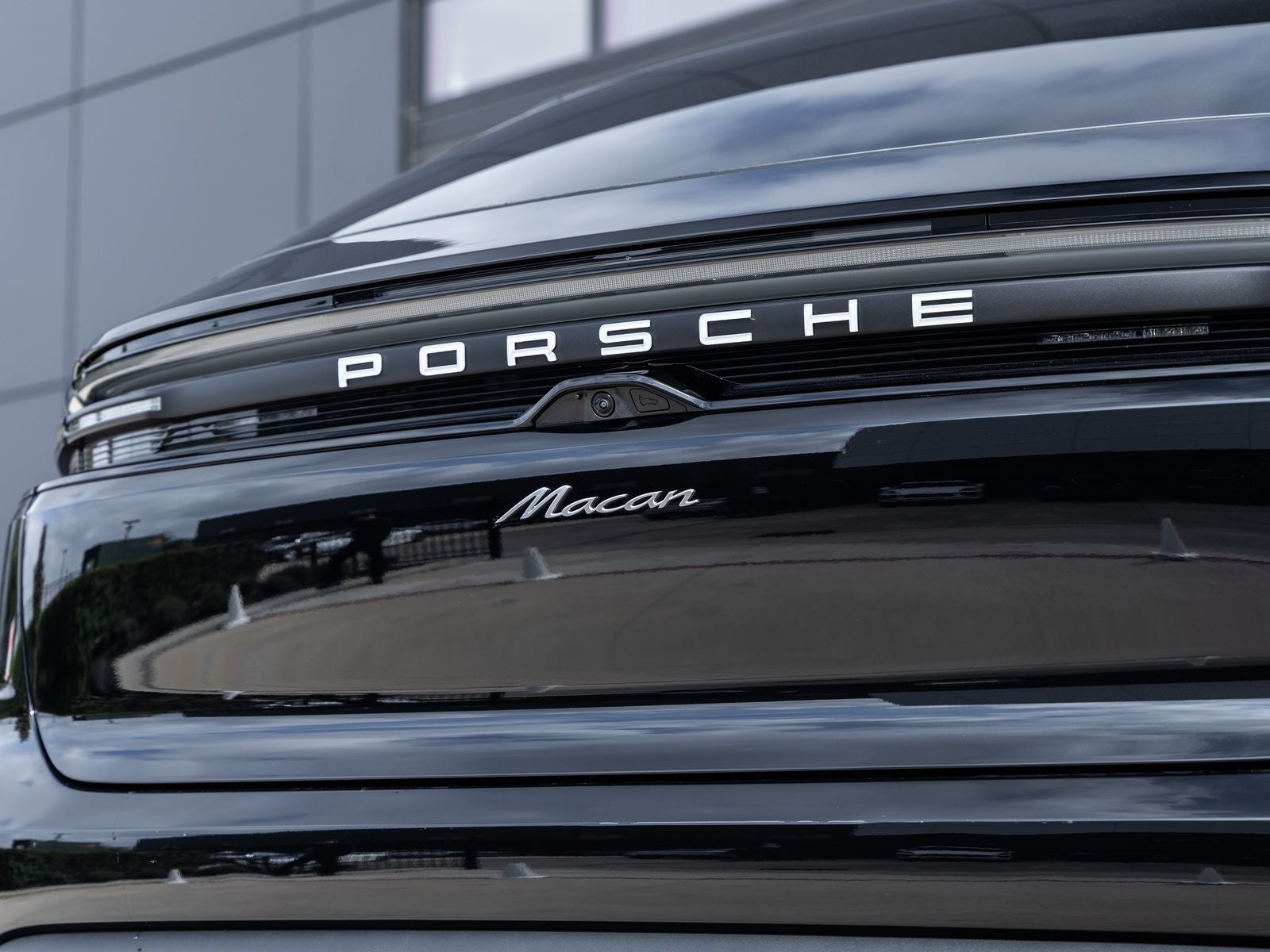 2025 Porsche Macan Macan Electric