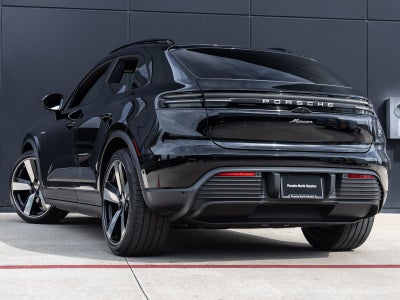 2025 Porsche Macan Macan Electric