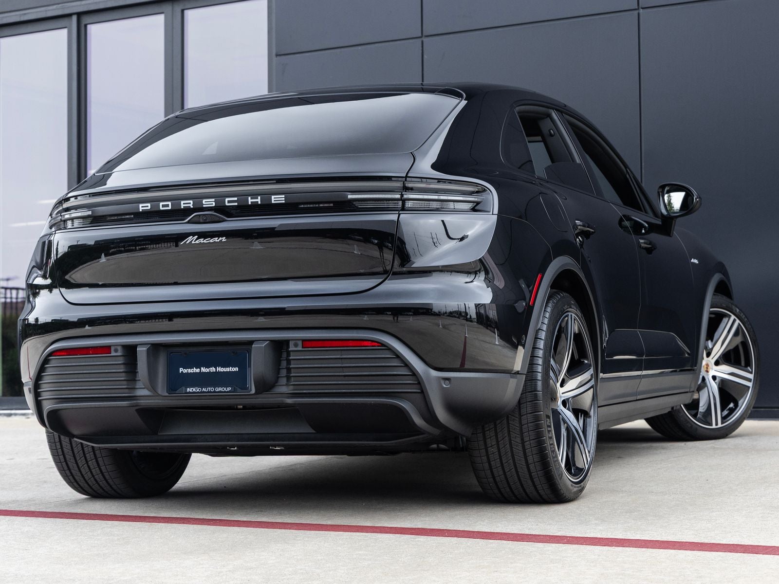 2025 Porsche Macan Macan Electric
