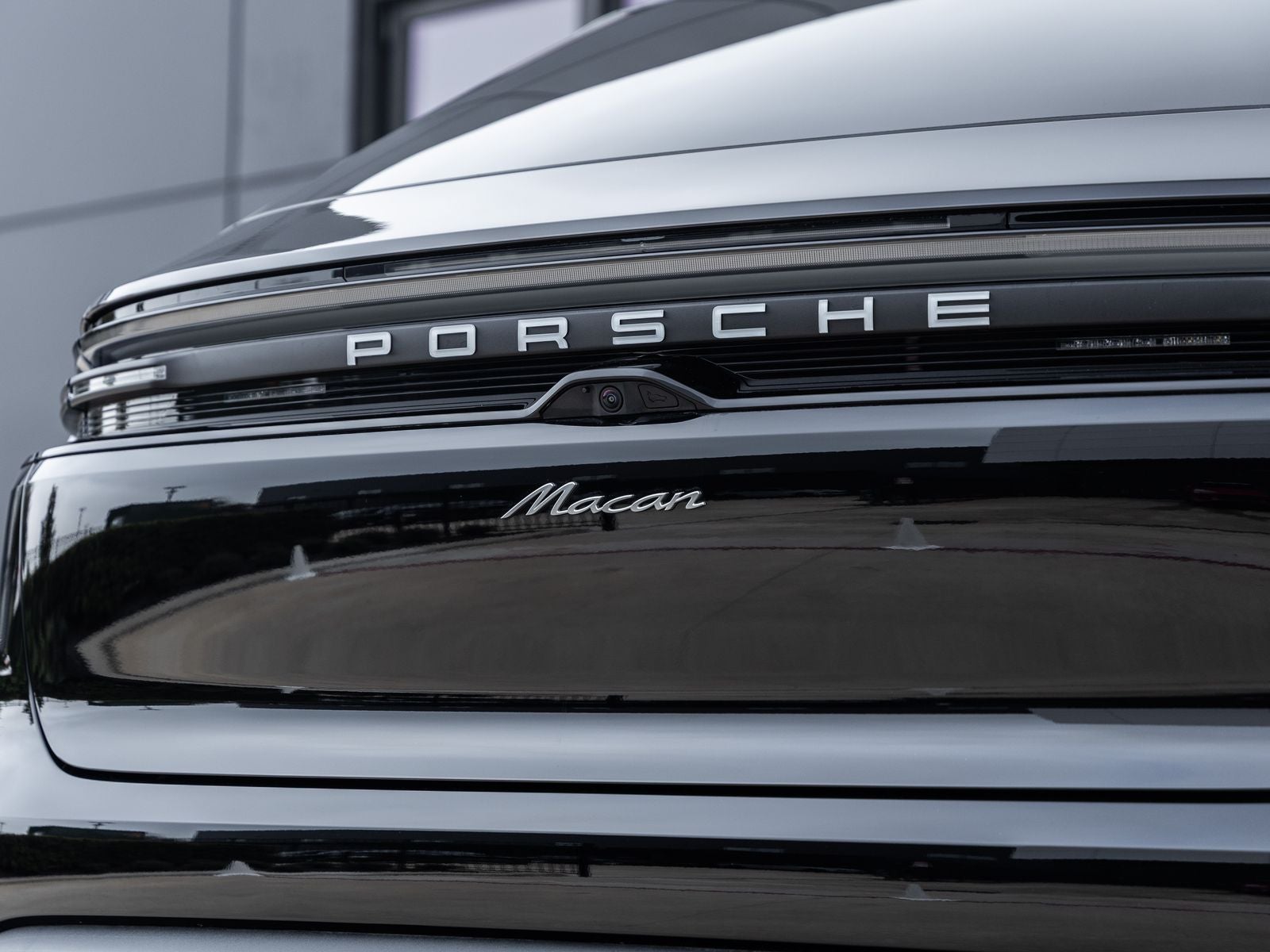 2025 Porsche Macan Macan Electric
