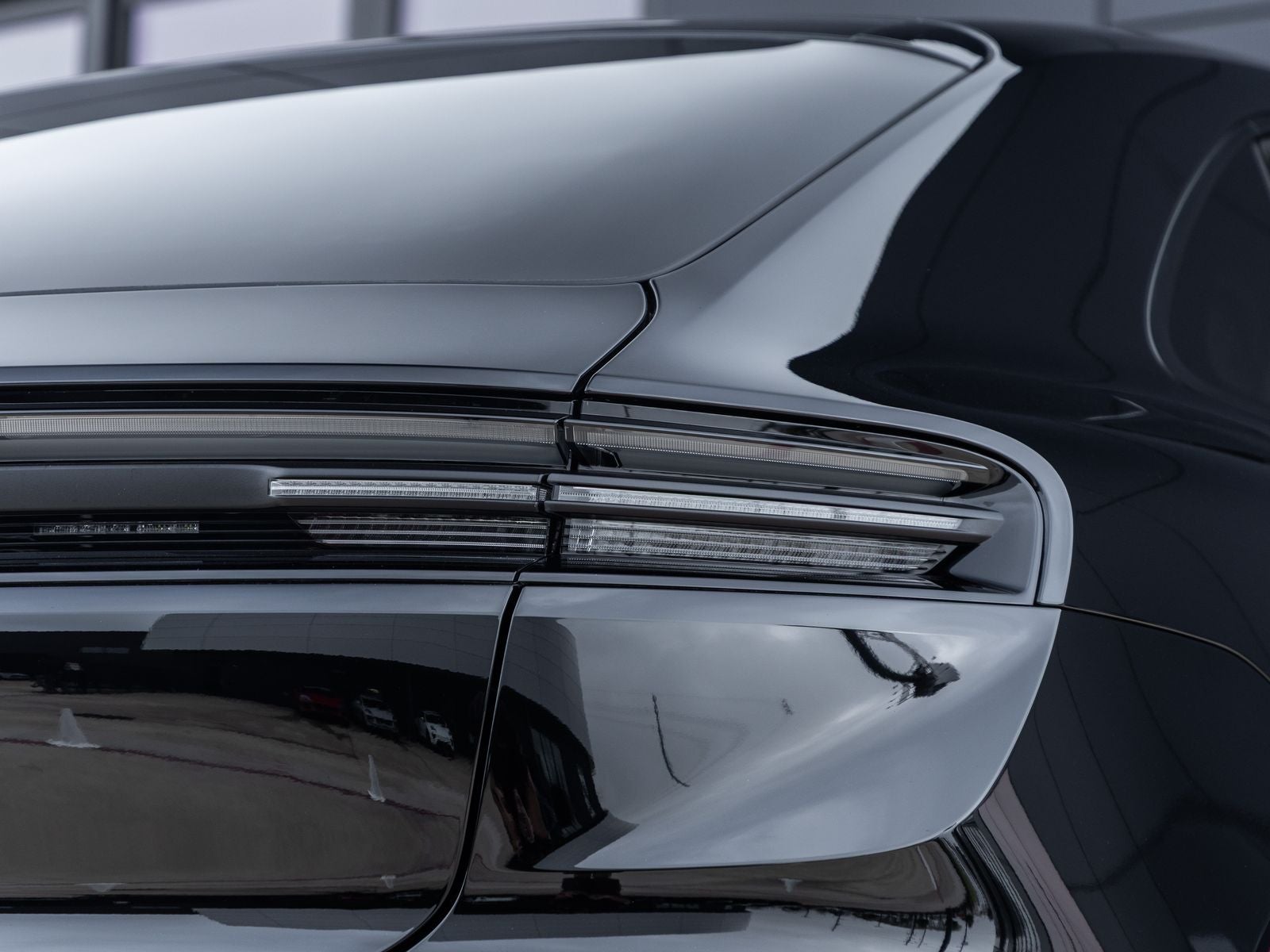 2025 Porsche Macan Macan Electric