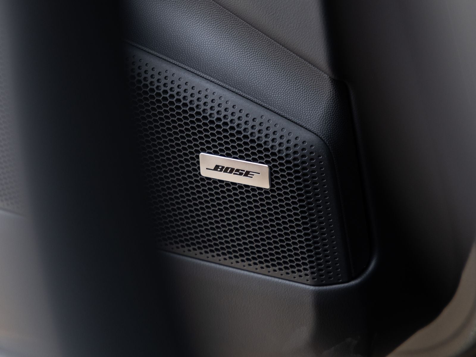 2025 Porsche Macan Macan Electric