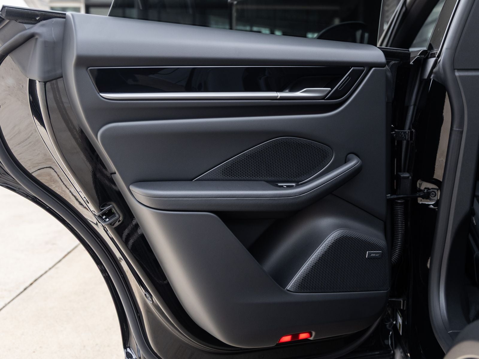 2025 Porsche Macan Macan Electric