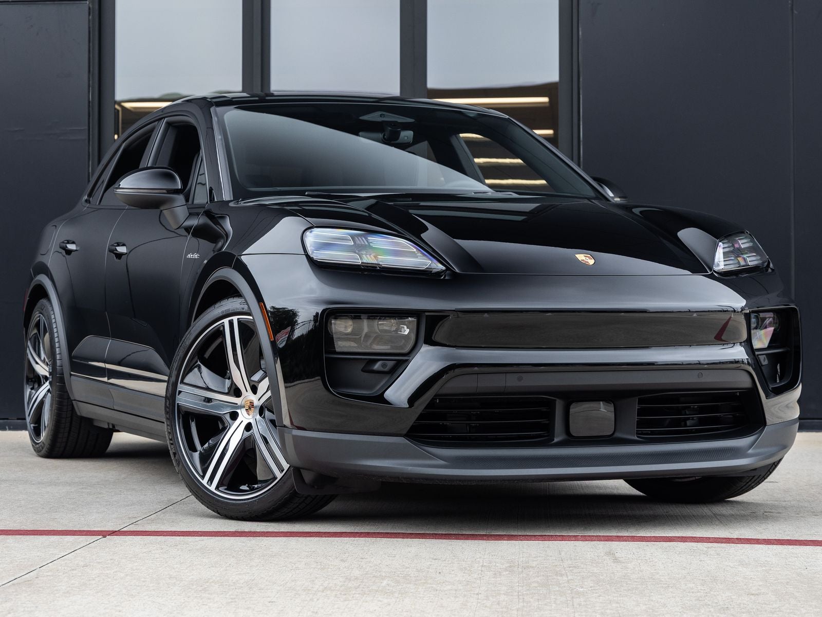 2025 Porsche Macan Macan Electric