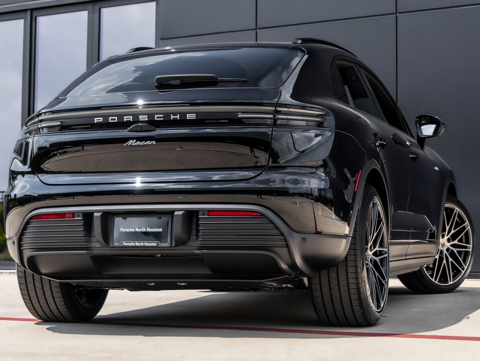 2025 Porsche Macan Electric Macan Electric