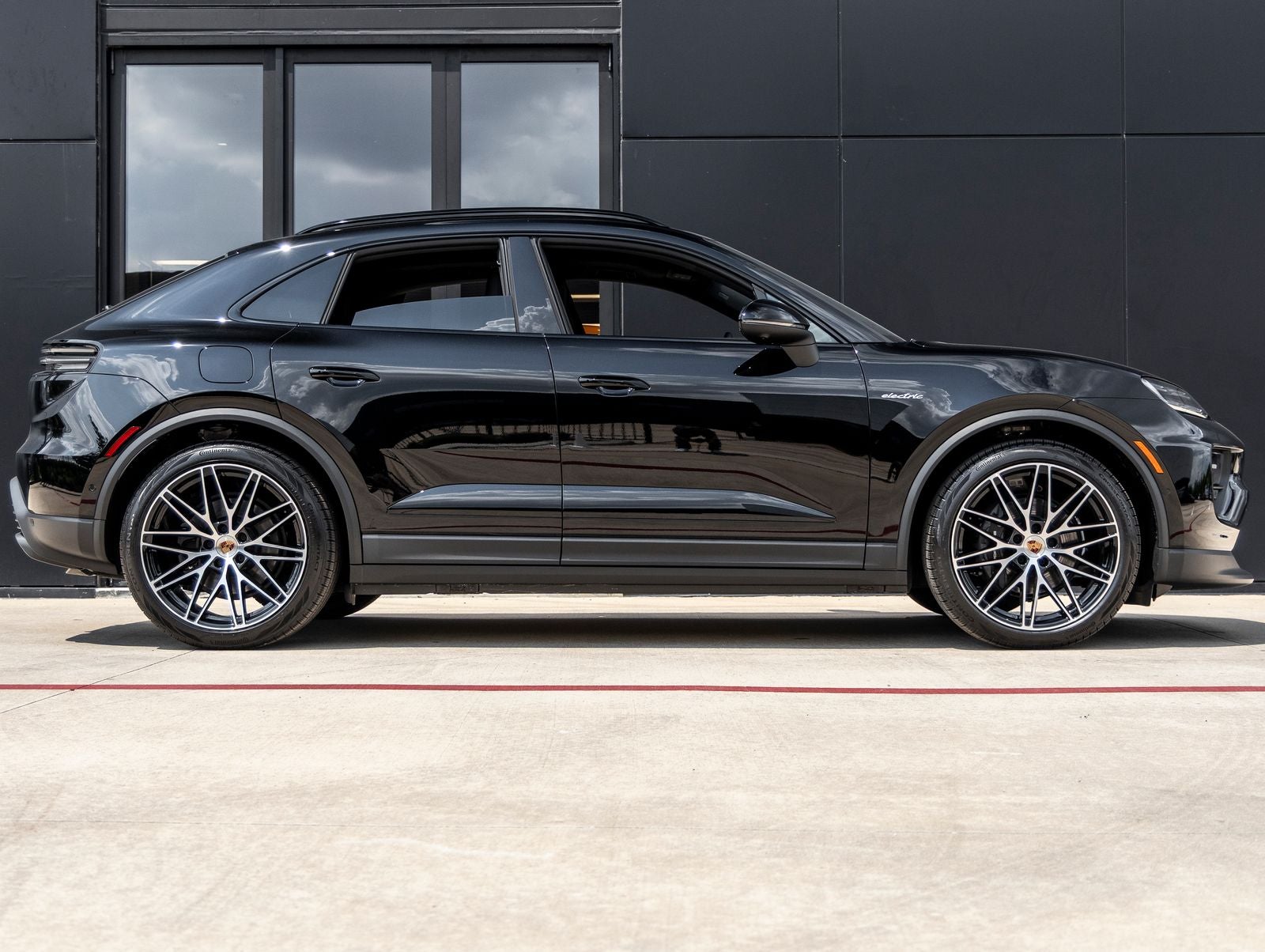 2025 Porsche Macan Electric Macan Electric