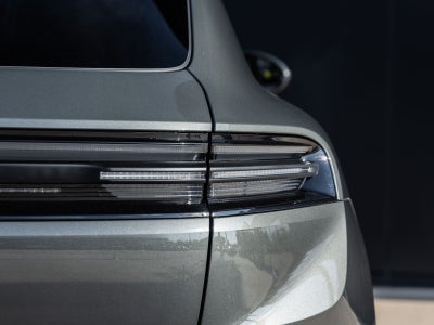 2025 Porsche Macan Electric Macan Electric