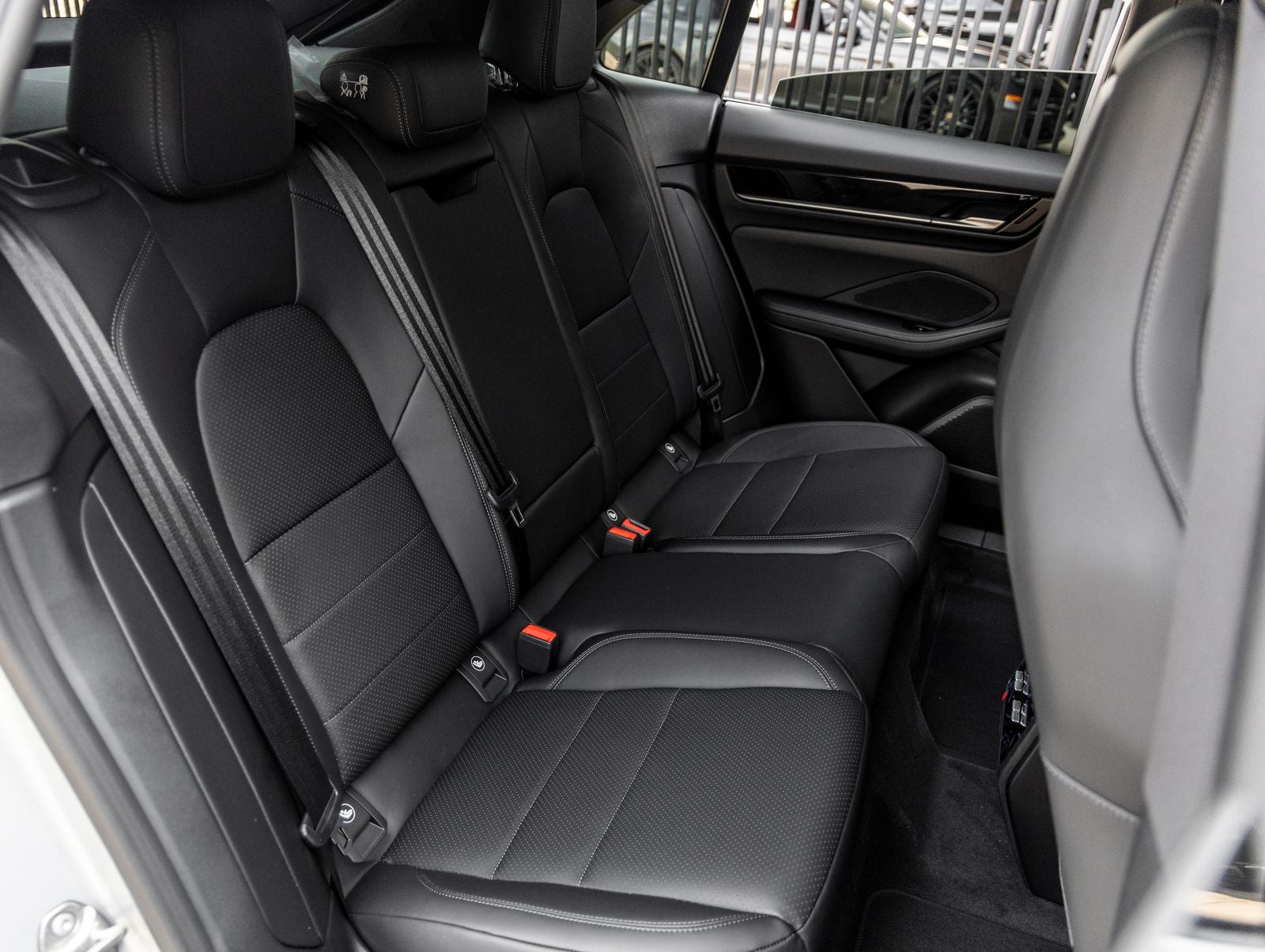 2025 Porsche Macan Electric Macan Electric