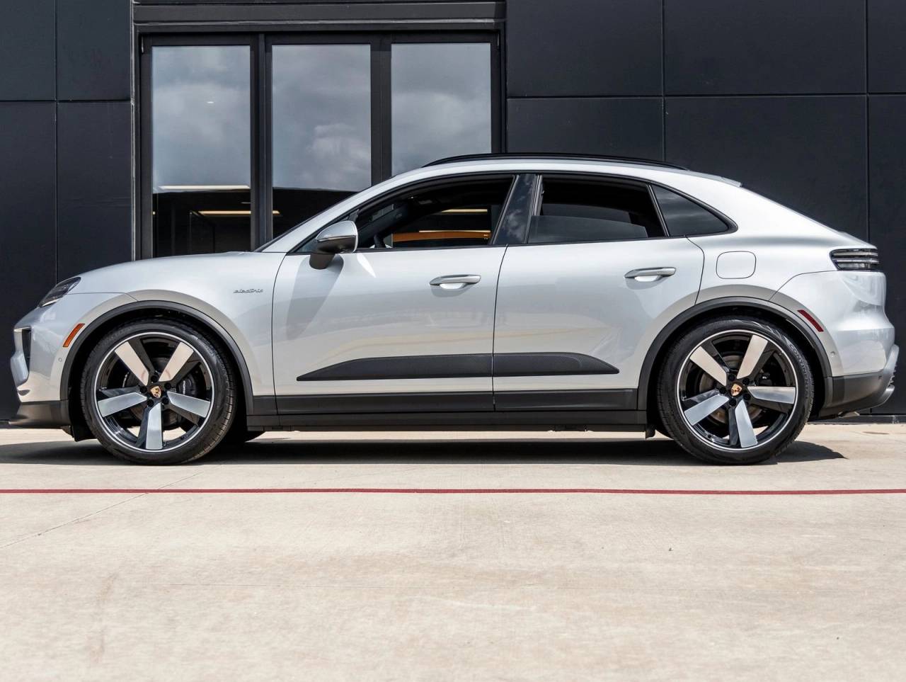 2025 Porsche Macan Electric Macan Electric