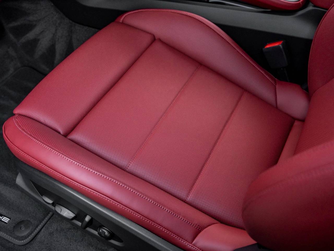 2025 Porsche Macan Electric Macan Electric