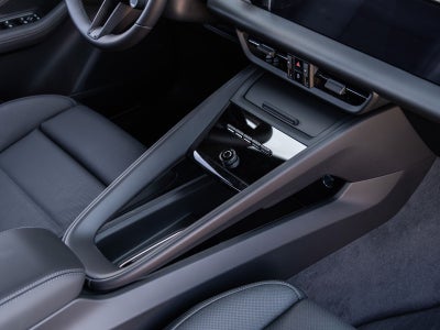 2025 Porsche Macan Macan Electric