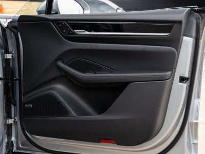 2025 Porsche Macan Electric Macan Electric