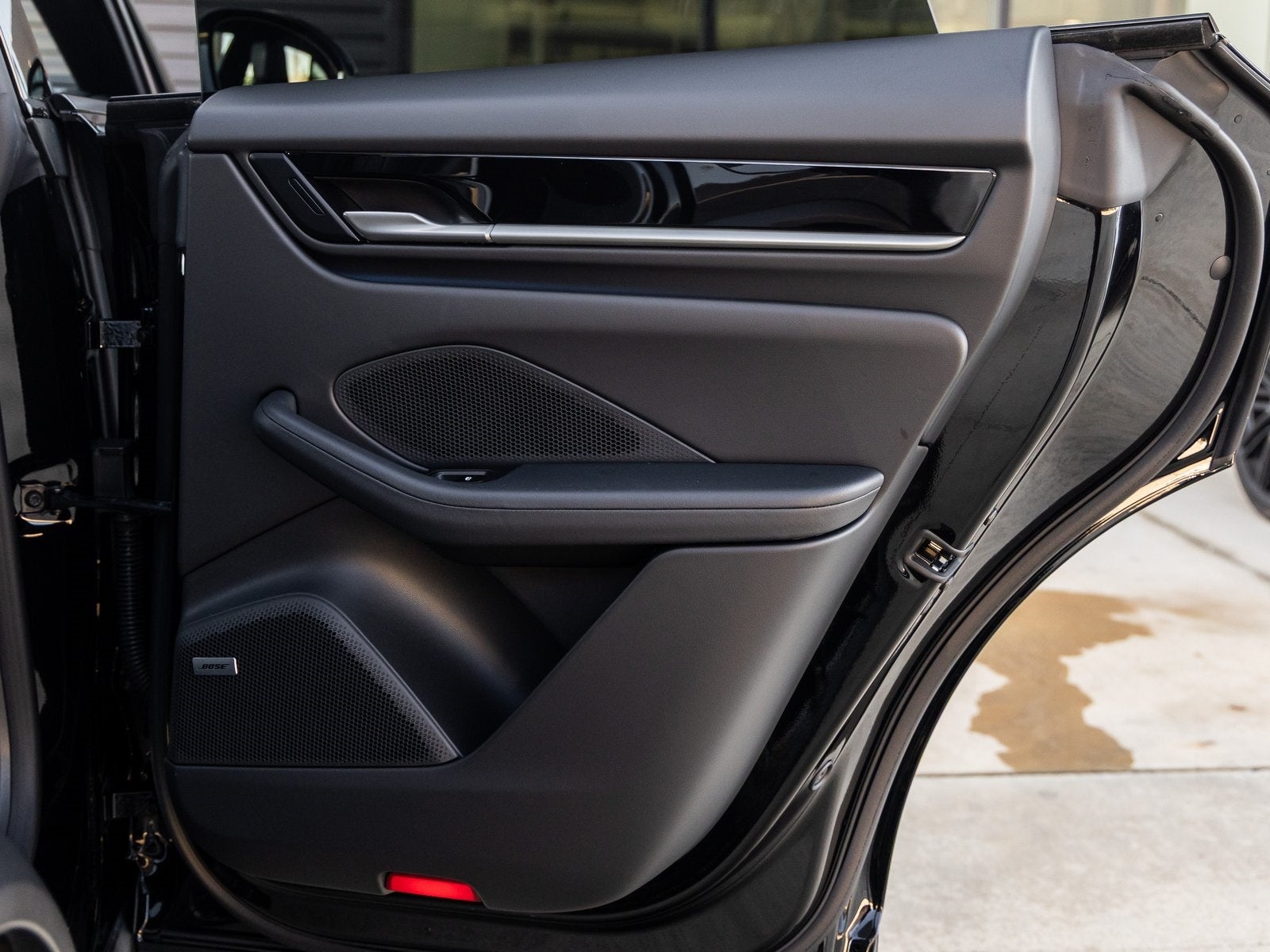 2025 Porsche Macan Electric Macan Electric