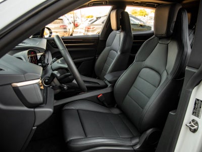 2025 Porsche Macan Electric