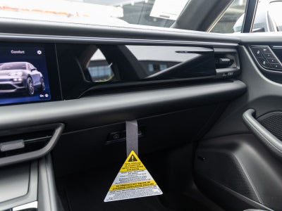 2025 Porsche Macan Electric Macan Electric