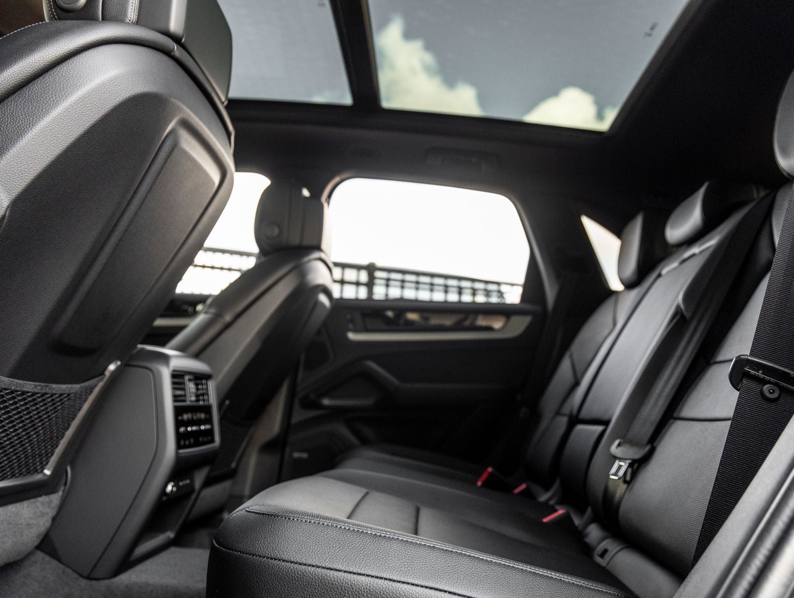 2025 Porsche Cayenne E-Hybrid