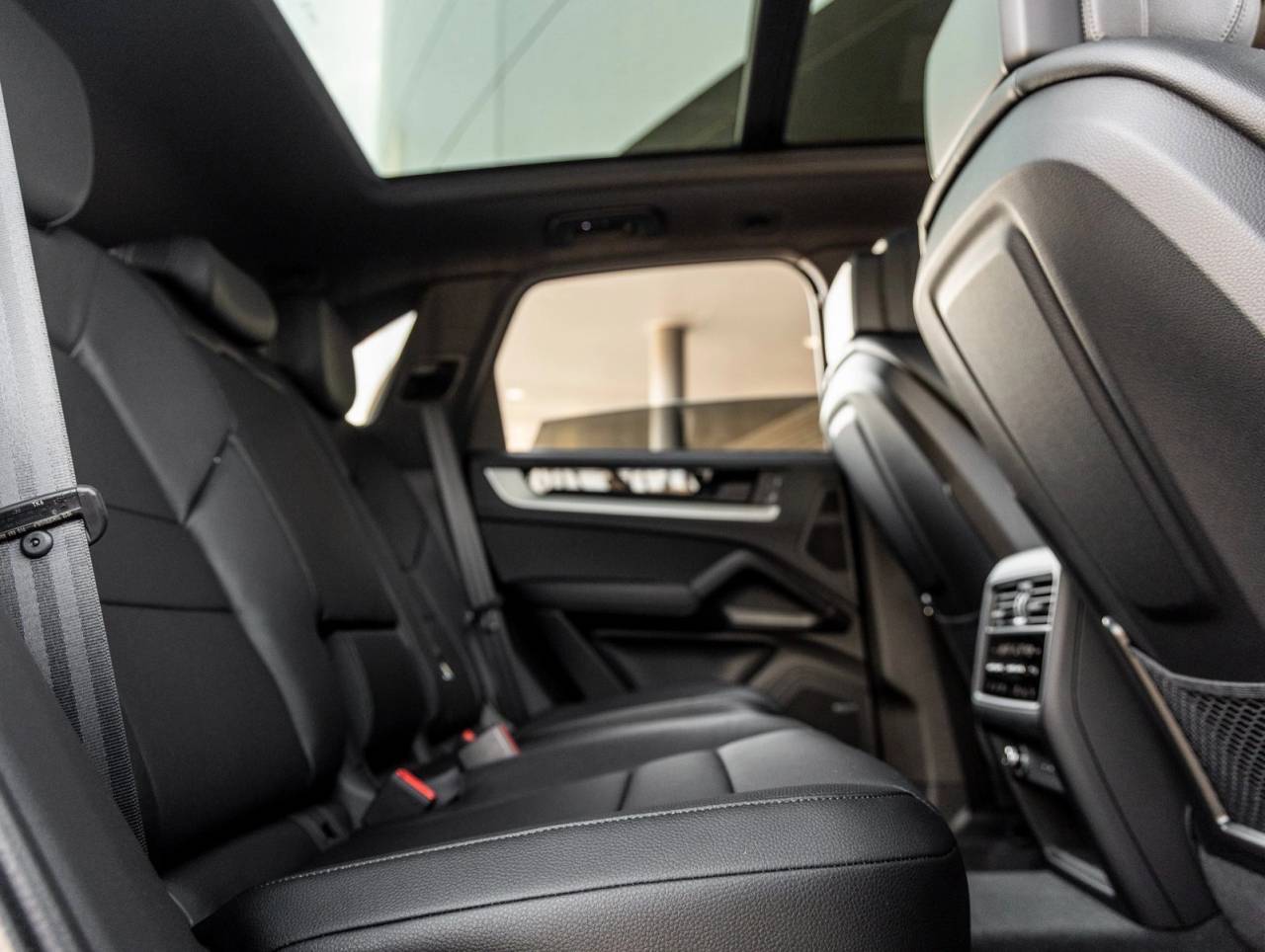 2025 Porsche Cayenne E-Hybrid