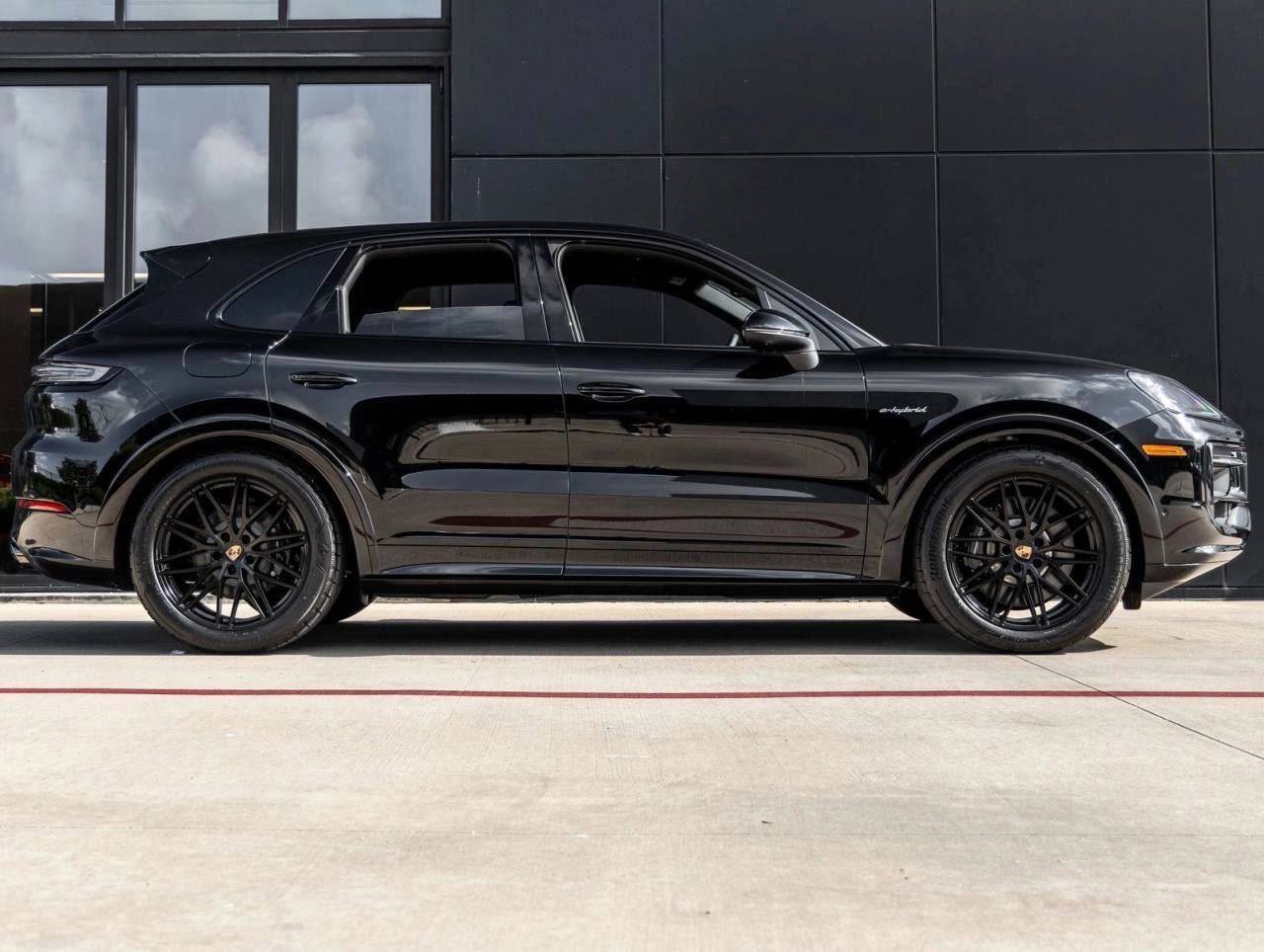 2025 Porsche Cayenne E-Hybrid