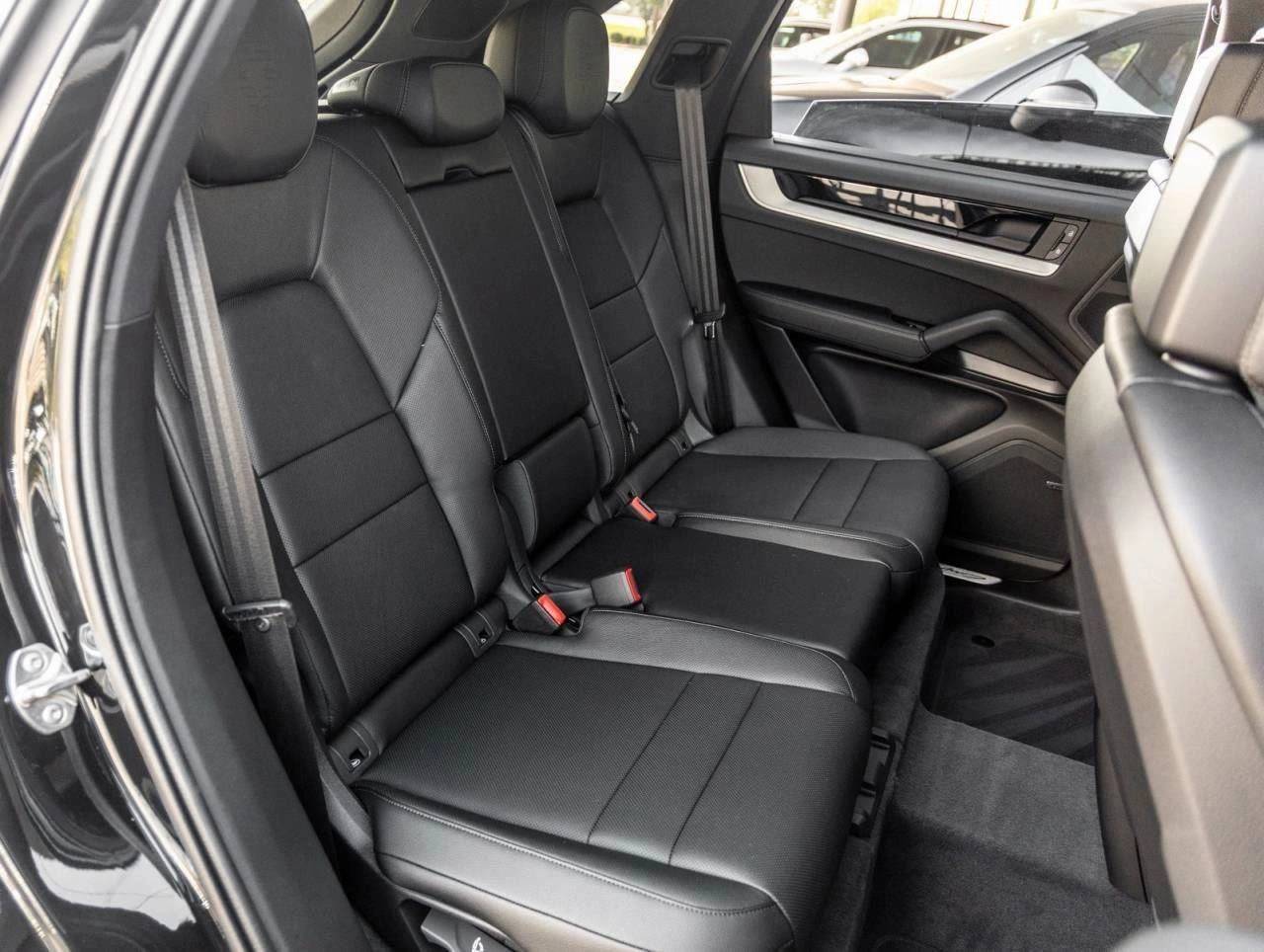 2025 Porsche Cayenne E-Hybrid