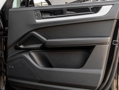 2025 Porsche Cayenne E-Hybrid
