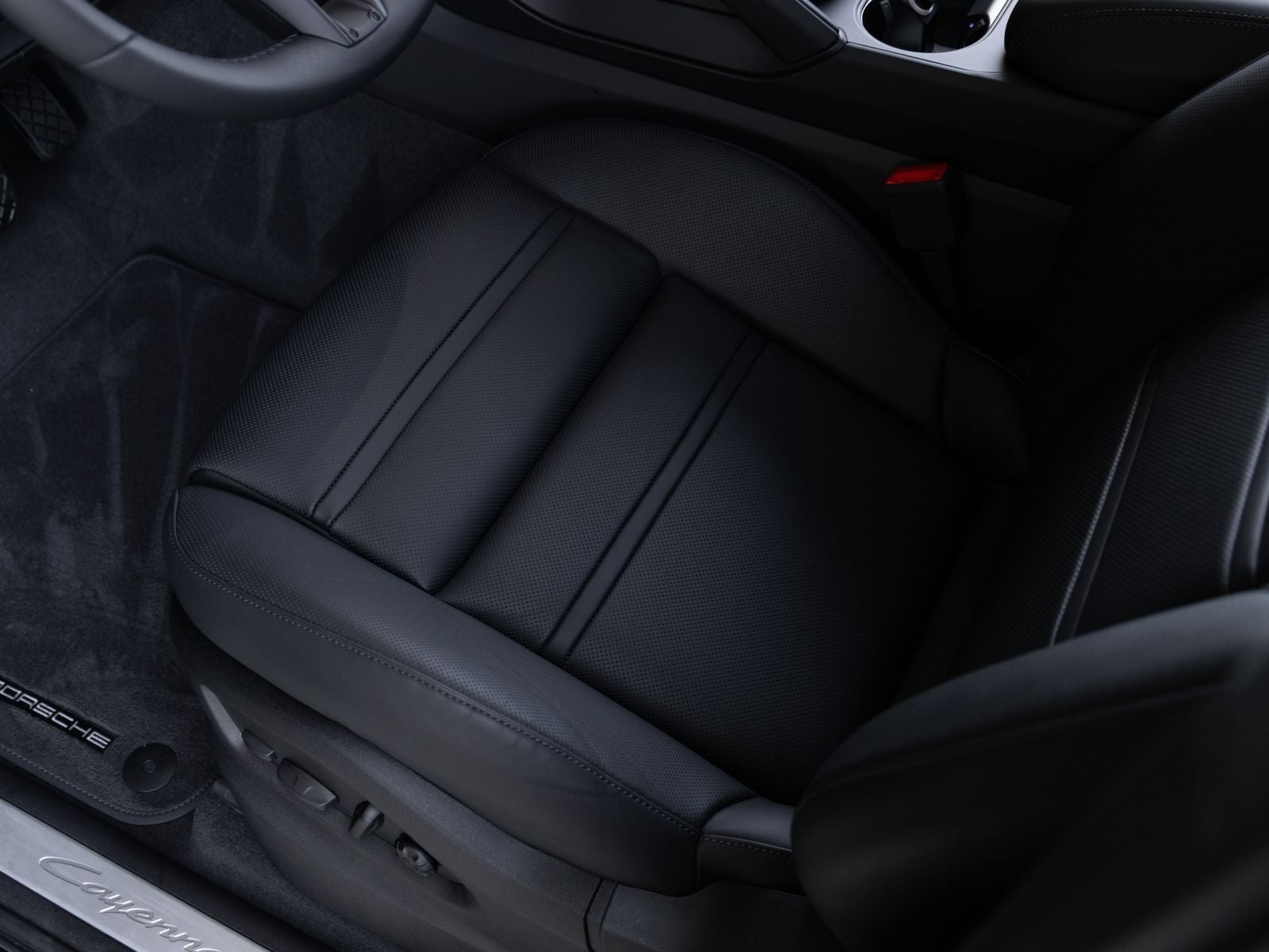 2025 Porsche Cayenne E-Hybrid