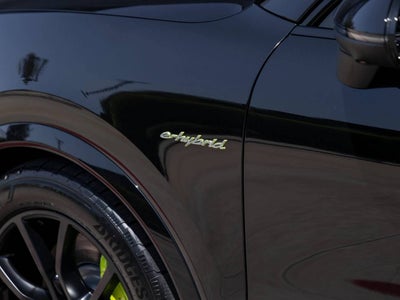 2025 Porsche Cayenne E-Hybrid