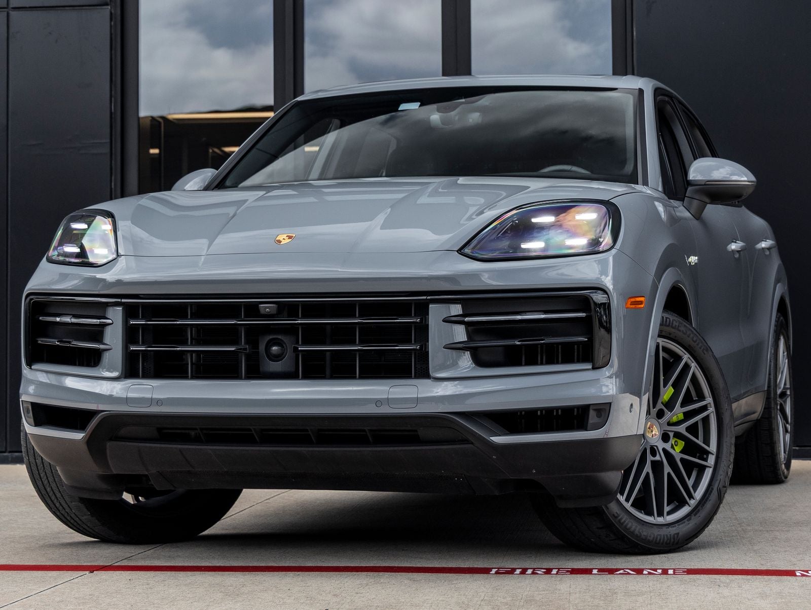 2024 Porsche Cayenne E-Hybrid