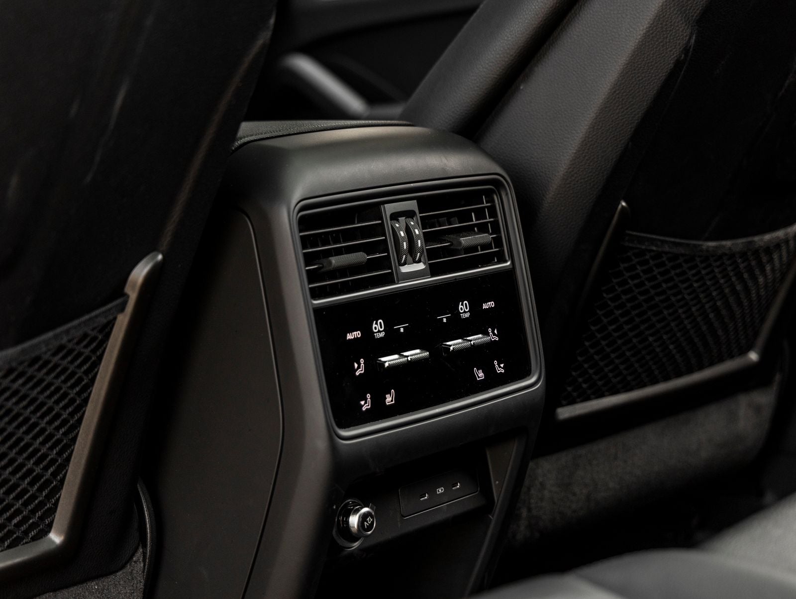 2024 Porsche Cayenne E-Hybrid