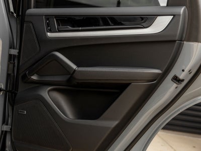 2024 Porsche Cayenne E-Hybrid