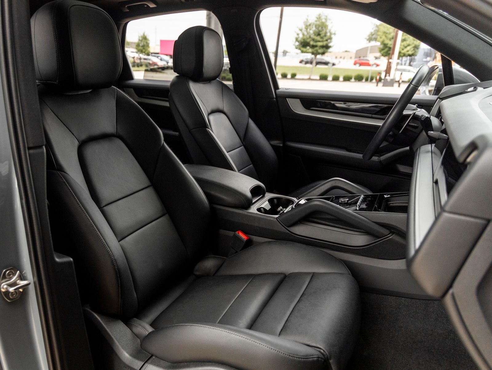 2024 Porsche Cayenne E-Hybrid