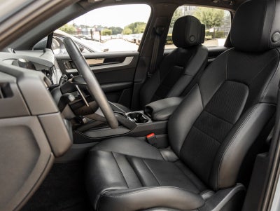2024 Porsche Cayenne E-Hybrid