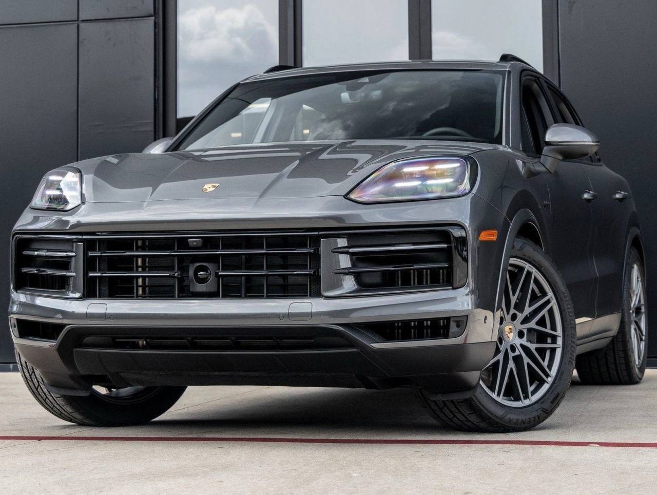 2025 Porsche Cayenne E-Hybrid