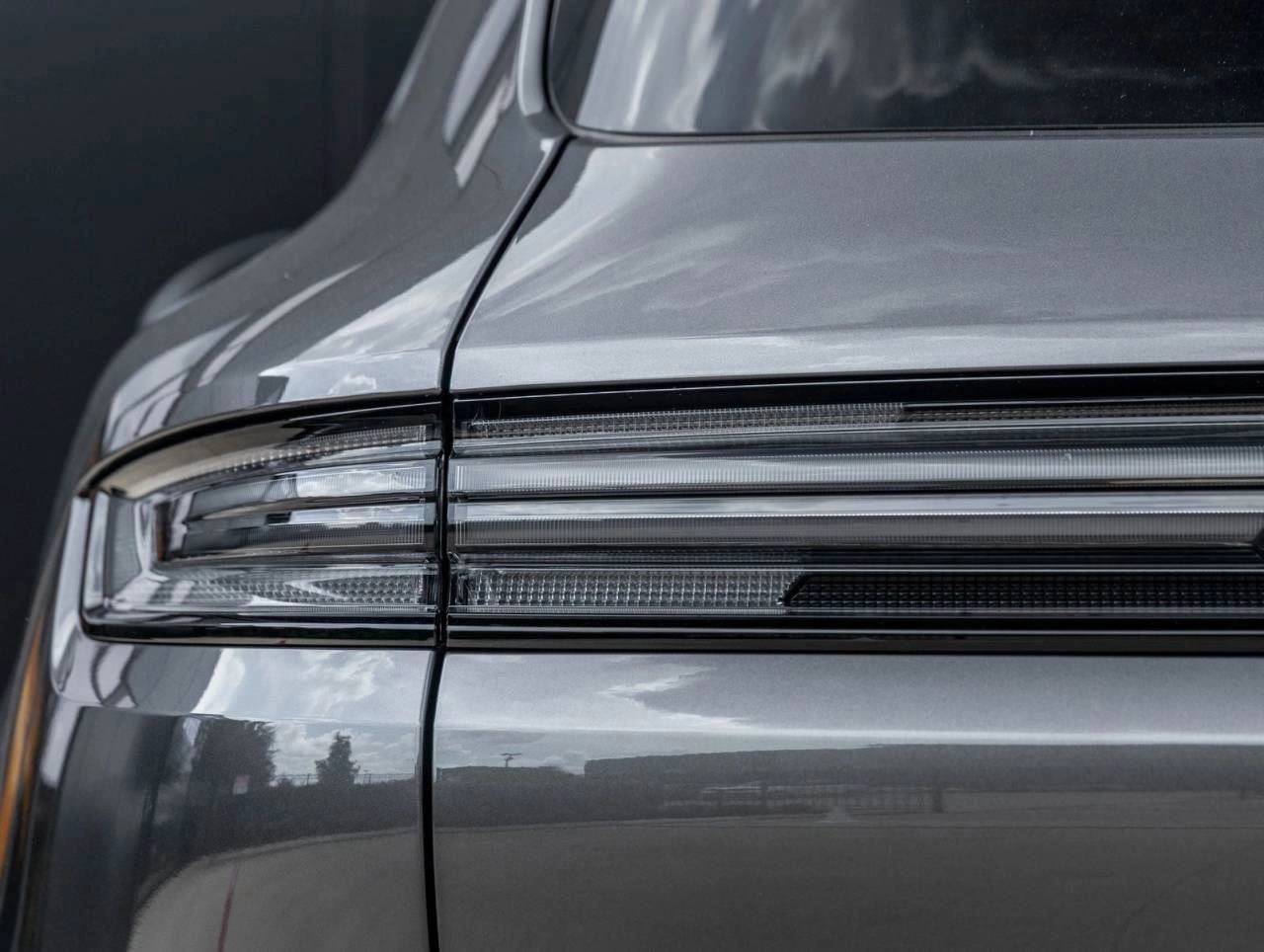 2025 Porsche Cayenne E-Hybrid