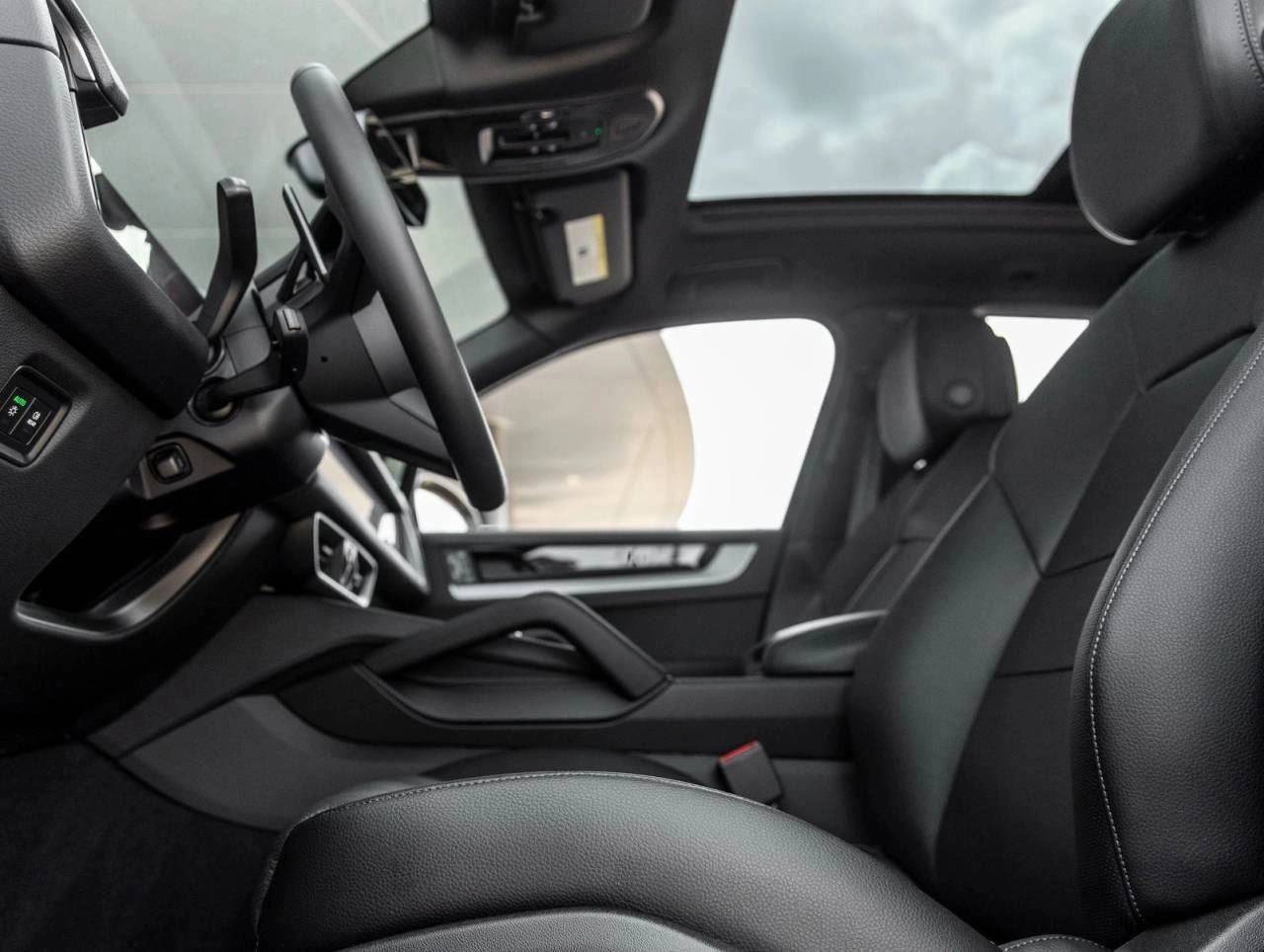2025 Porsche Cayenne E-Hybrid
