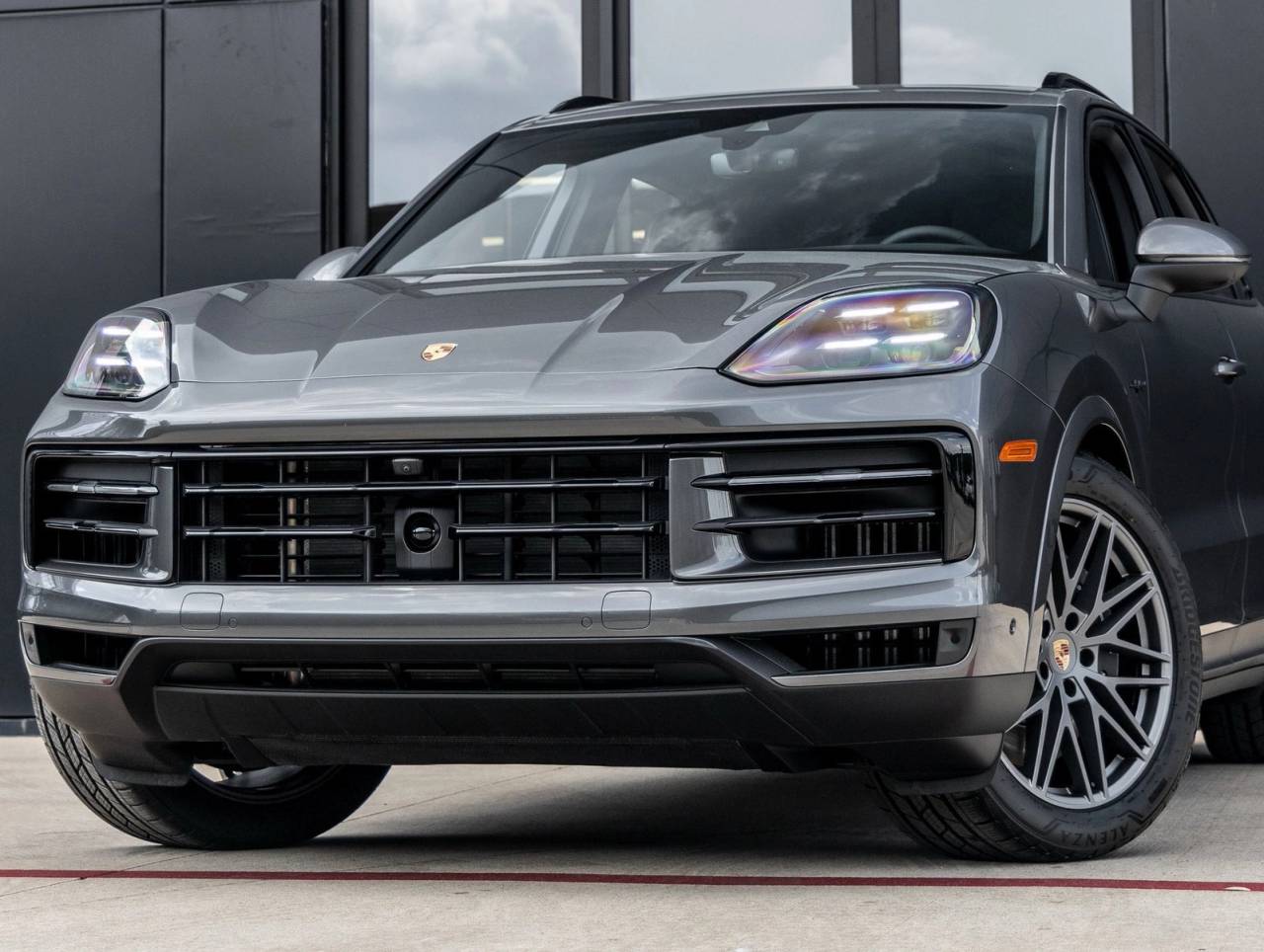2025 Porsche Cayenne E-Hybrid