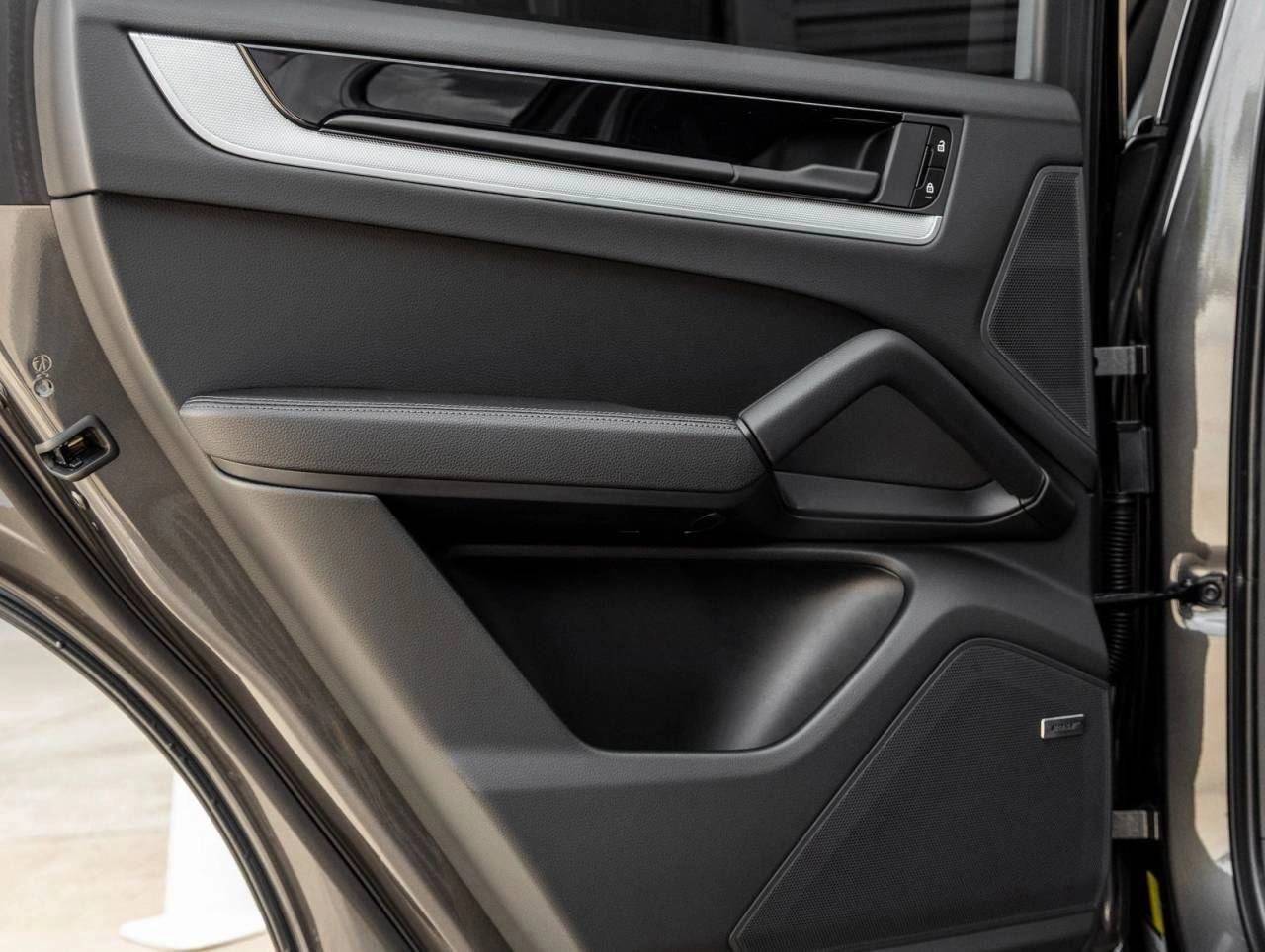 2025 Porsche Cayenne E-Hybrid