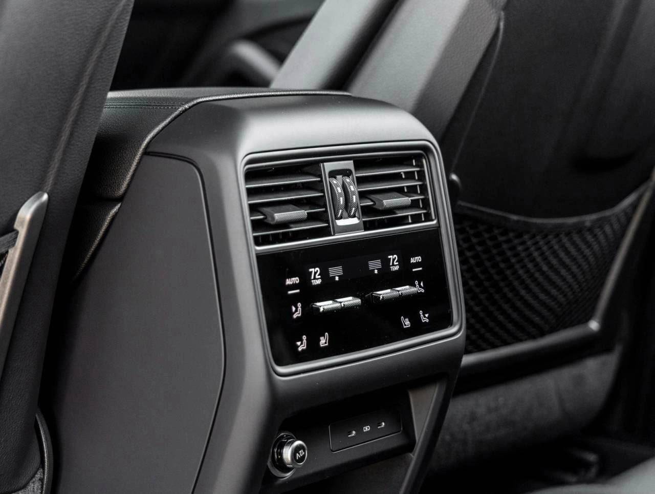 2025 Porsche Cayenne E-Hybrid